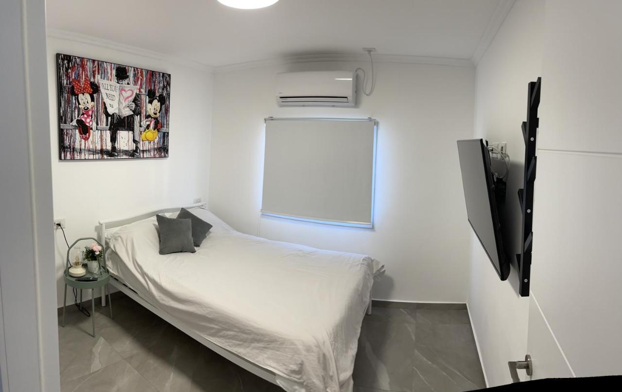Miss Roni'S Place Ελάτ Εξωτερικό φωτογραφία